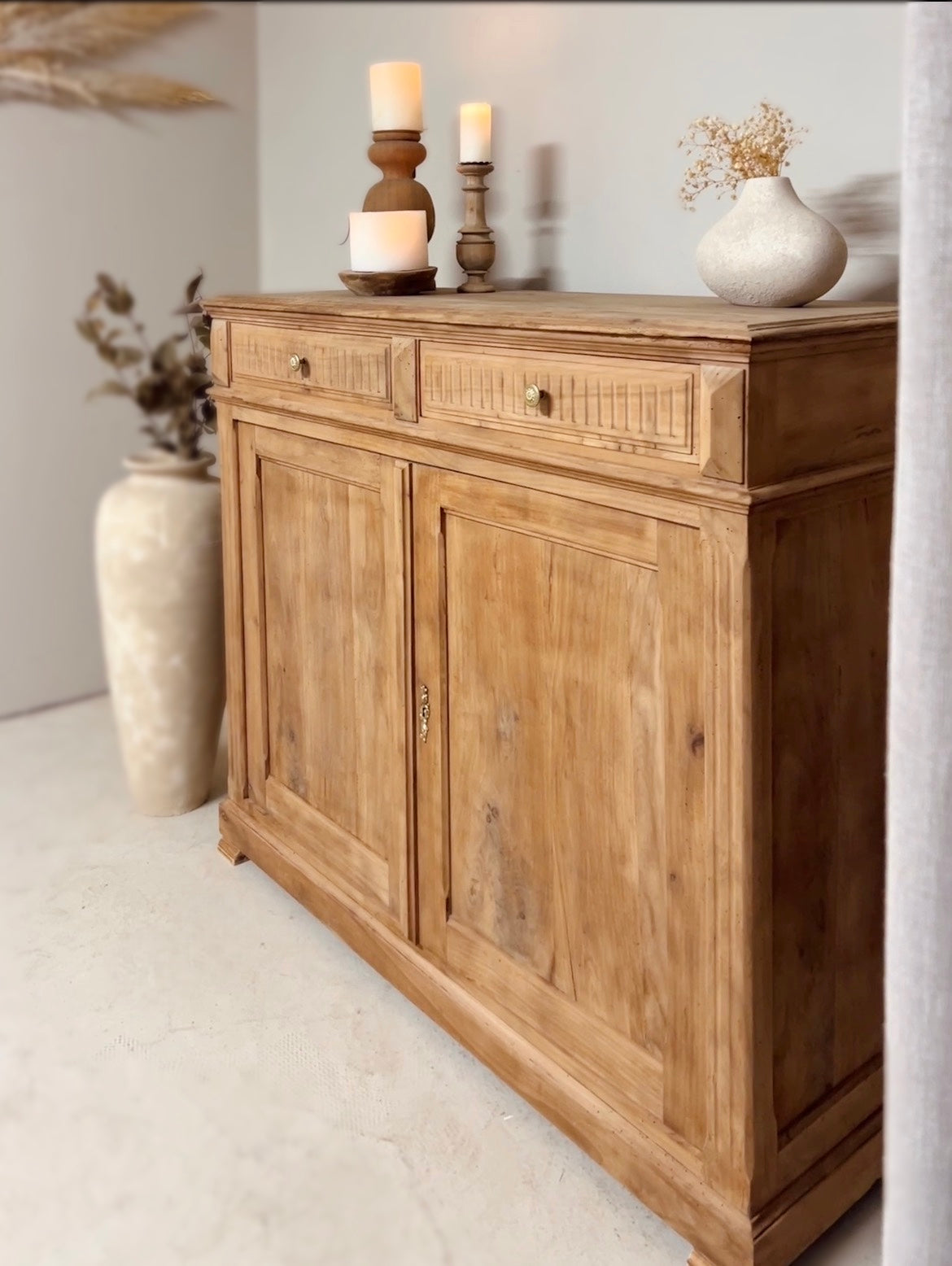 Buffet campagne en bois massif
