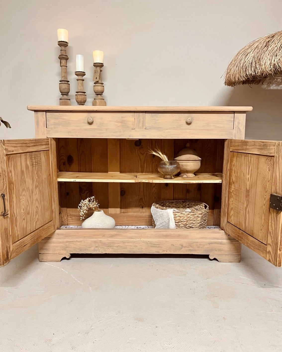 Buffet parisien en bois massif