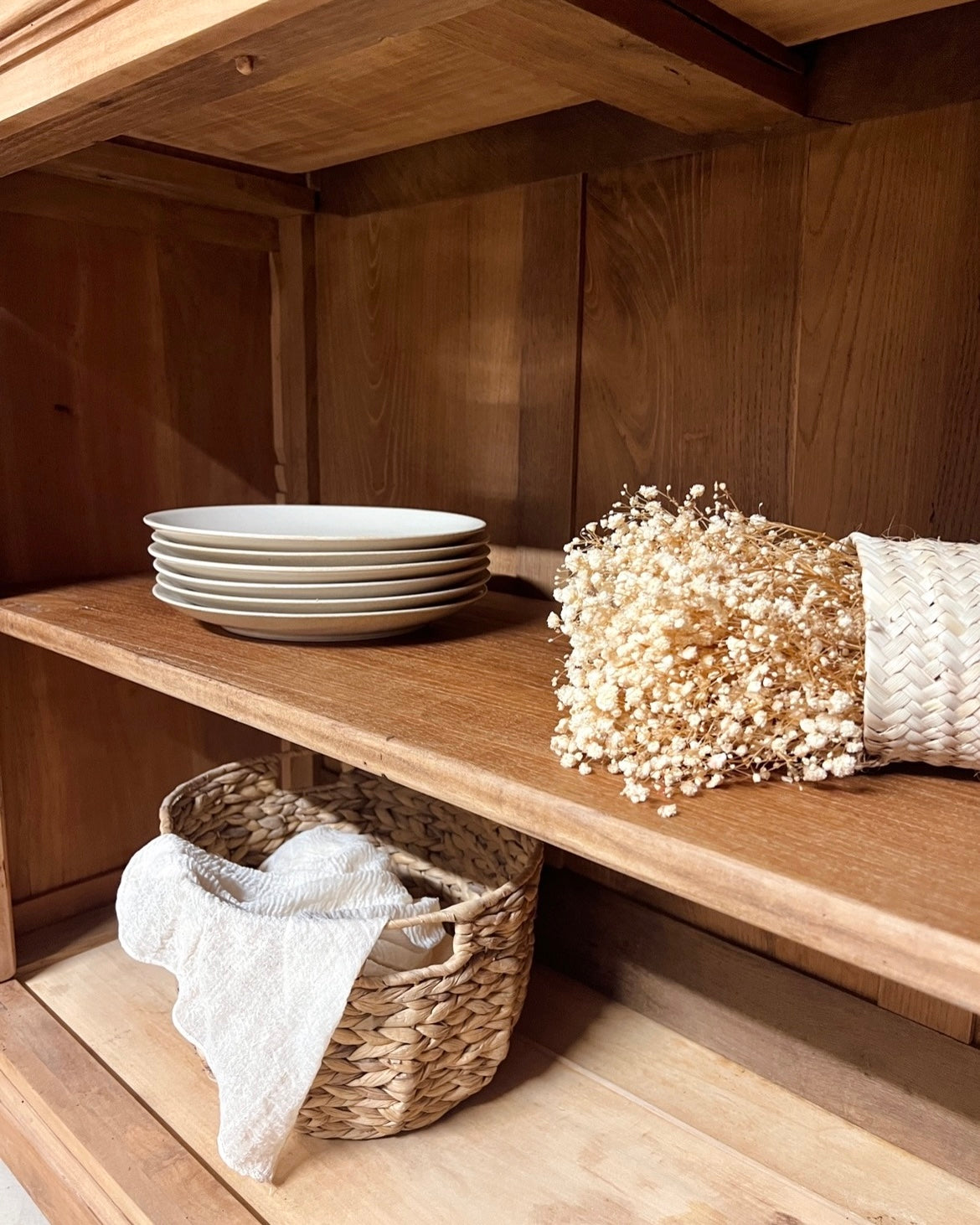 Buffet campagne en bois massif