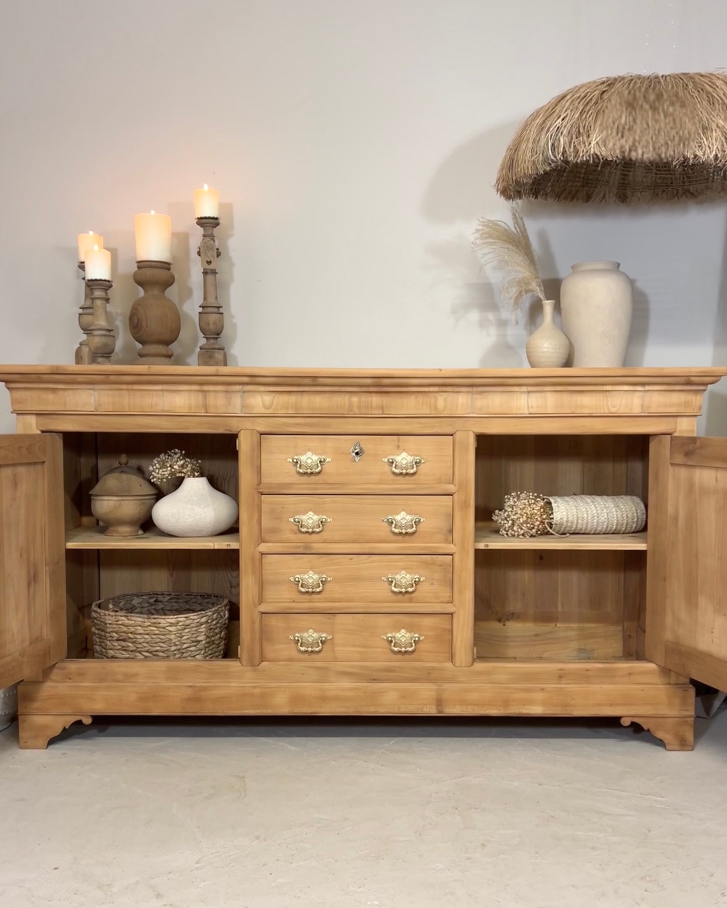Grand buffet / enfilade en merisier massif