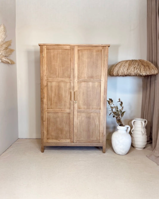 Armoire parisienne en chêne