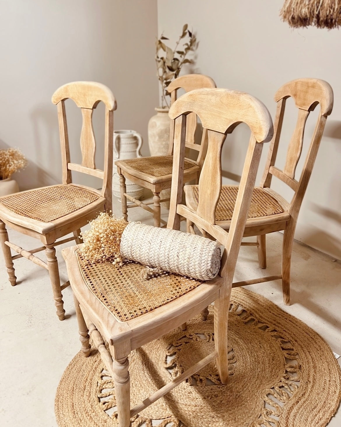 Lot de 4 chaises cannage et hêtre massif