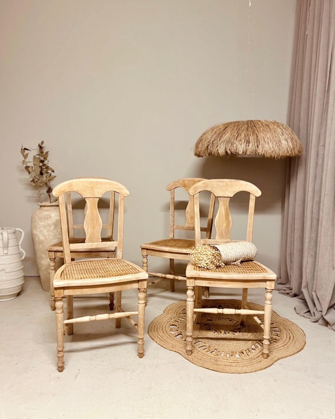 Lot de 4 chaises cannage et hêtre massif