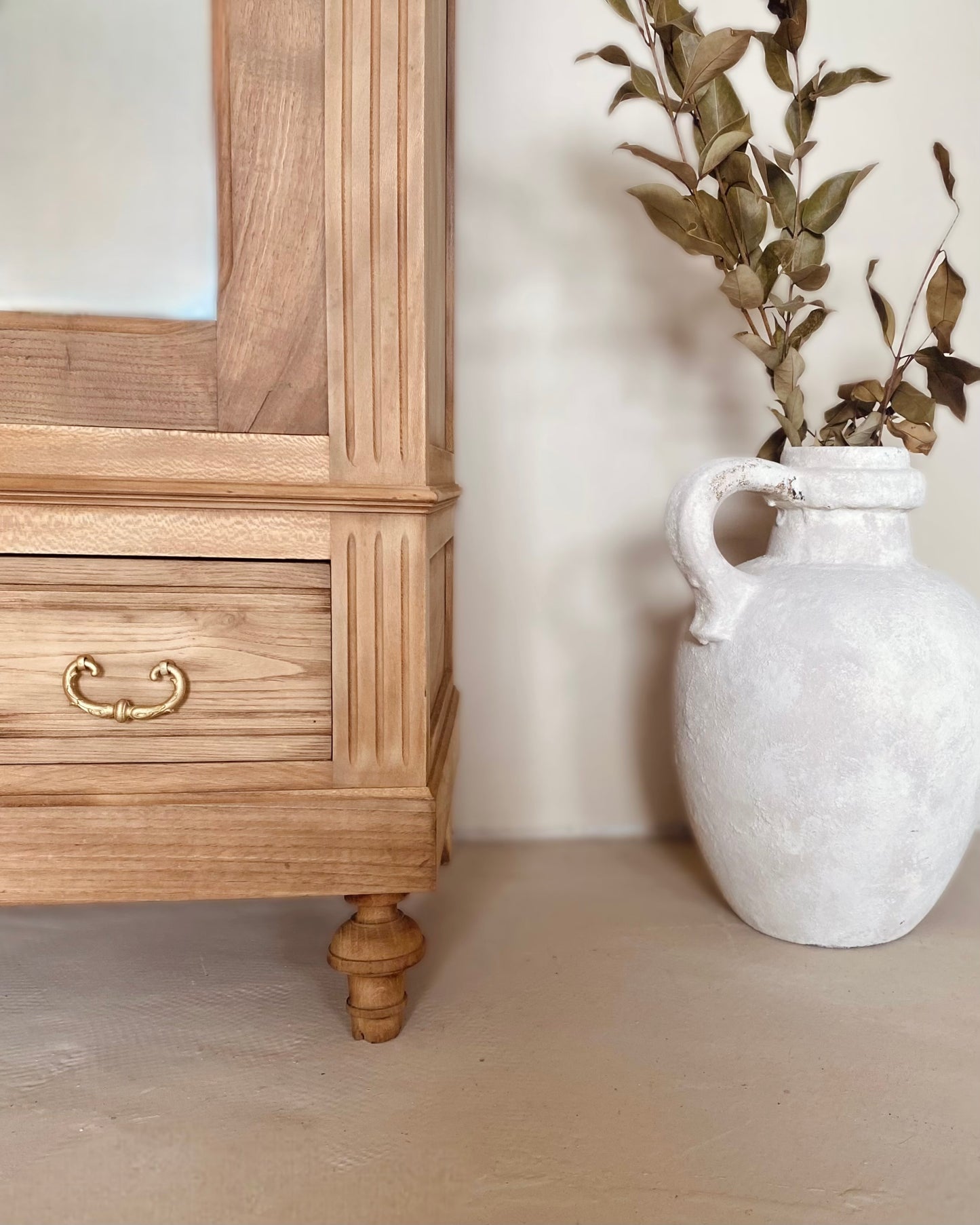 Armoire en hêtre et chêne massif
